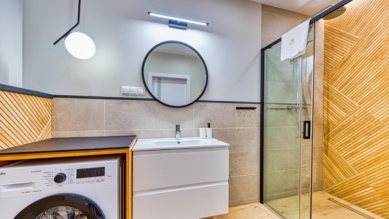 Apartamenty Vip Centrum - Wczasowa 17 By Royal Aparts Świeradów-Zdrój Eksteriør billede