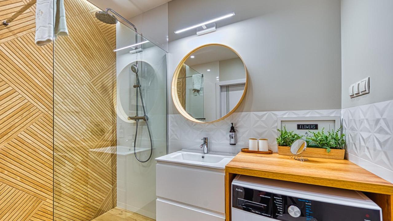 Apartamenty Vip Centrum - Wczasowa 17 By Royal Aparts Świeradów-Zdrój Eksteriør billede