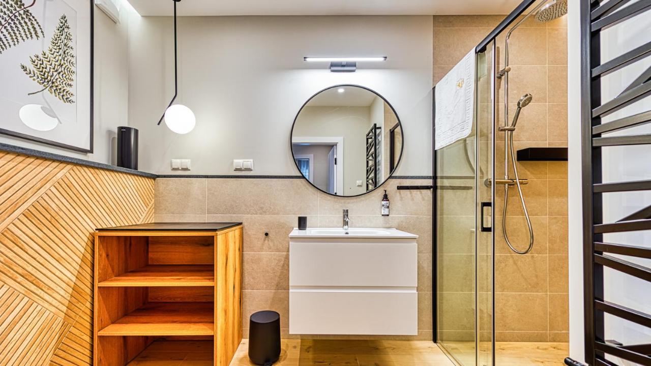 Apartamenty Vip Centrum - Wczasowa 17 By Royal Aparts Świeradów-Zdrój Eksteriør billede